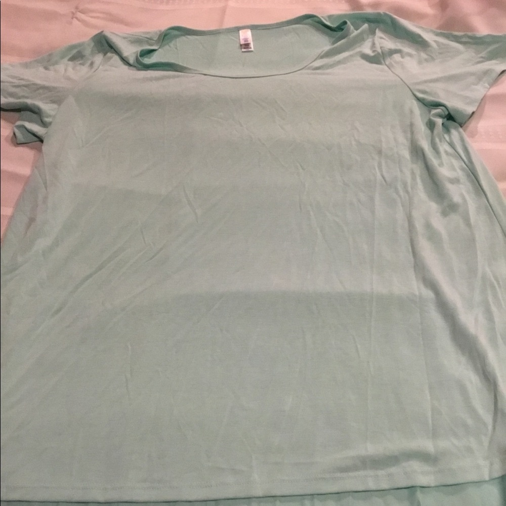 Lularoe 2x Modal Classic Tee